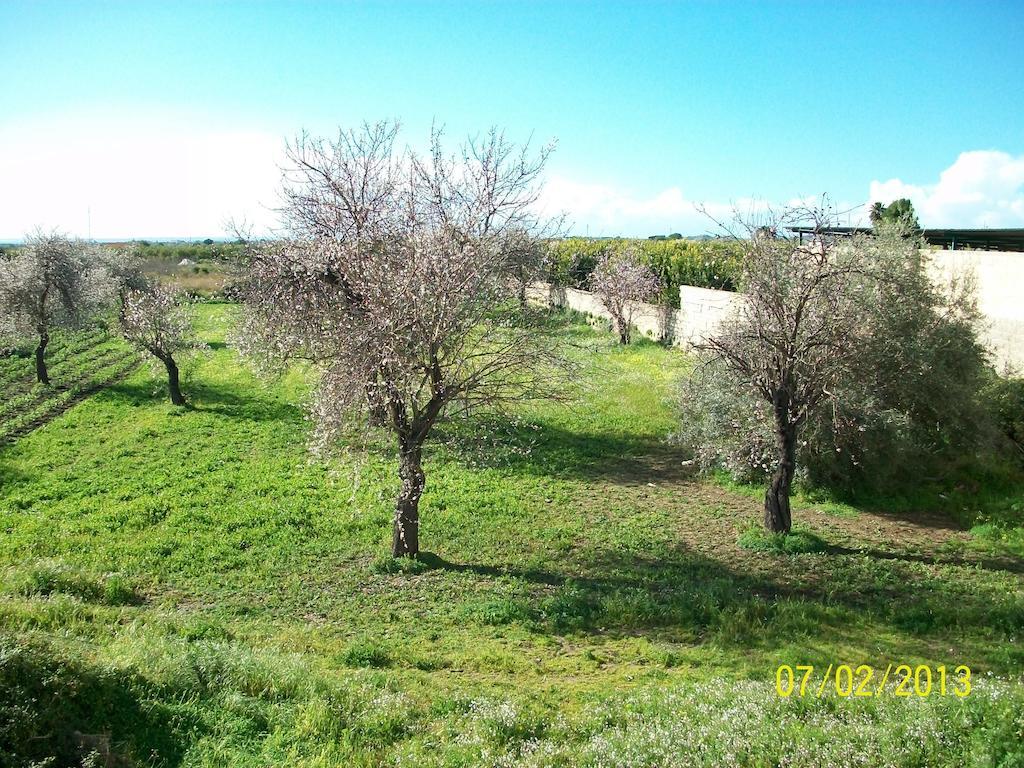 فيلا أفولافي Casa Vacanze Mandorlo In Fiore المظهر الخارجي الصورة